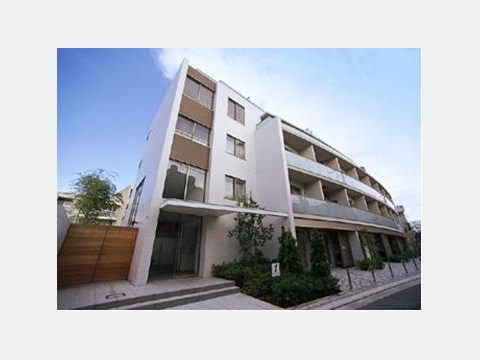 ストーリア神宮前